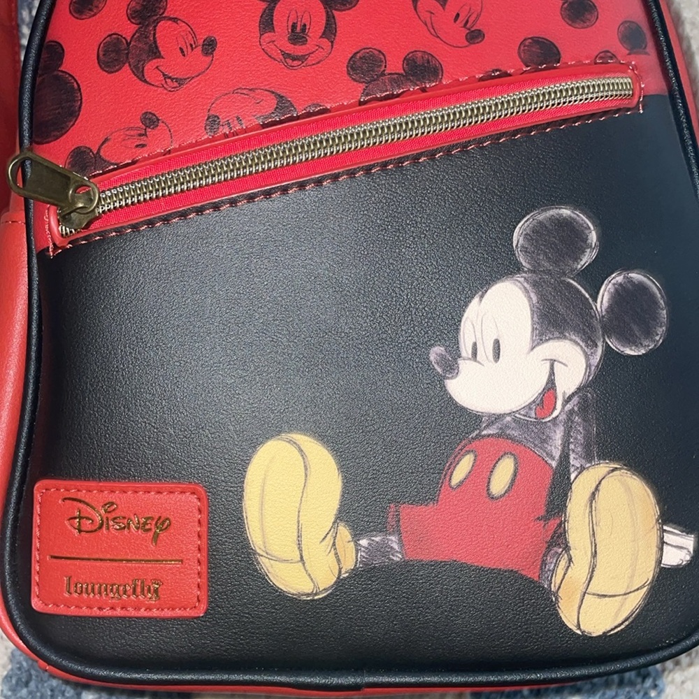 Lounge Fly Mickey Backpack - Picture 2 of 5